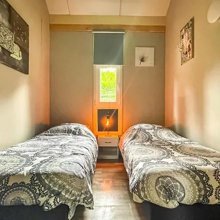 Awesome In With 3 Bedrooms, Sauna&wifi * Meijel