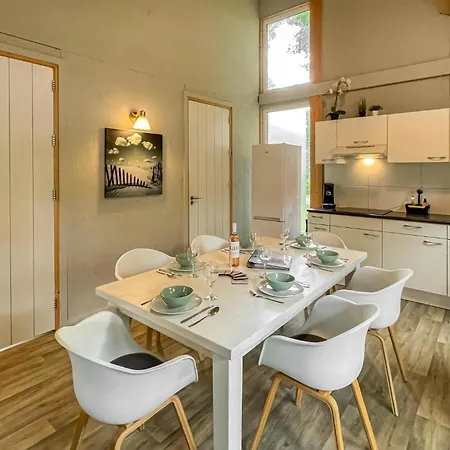 Awesome In With 3 Bedrooms, Sauna&wifi